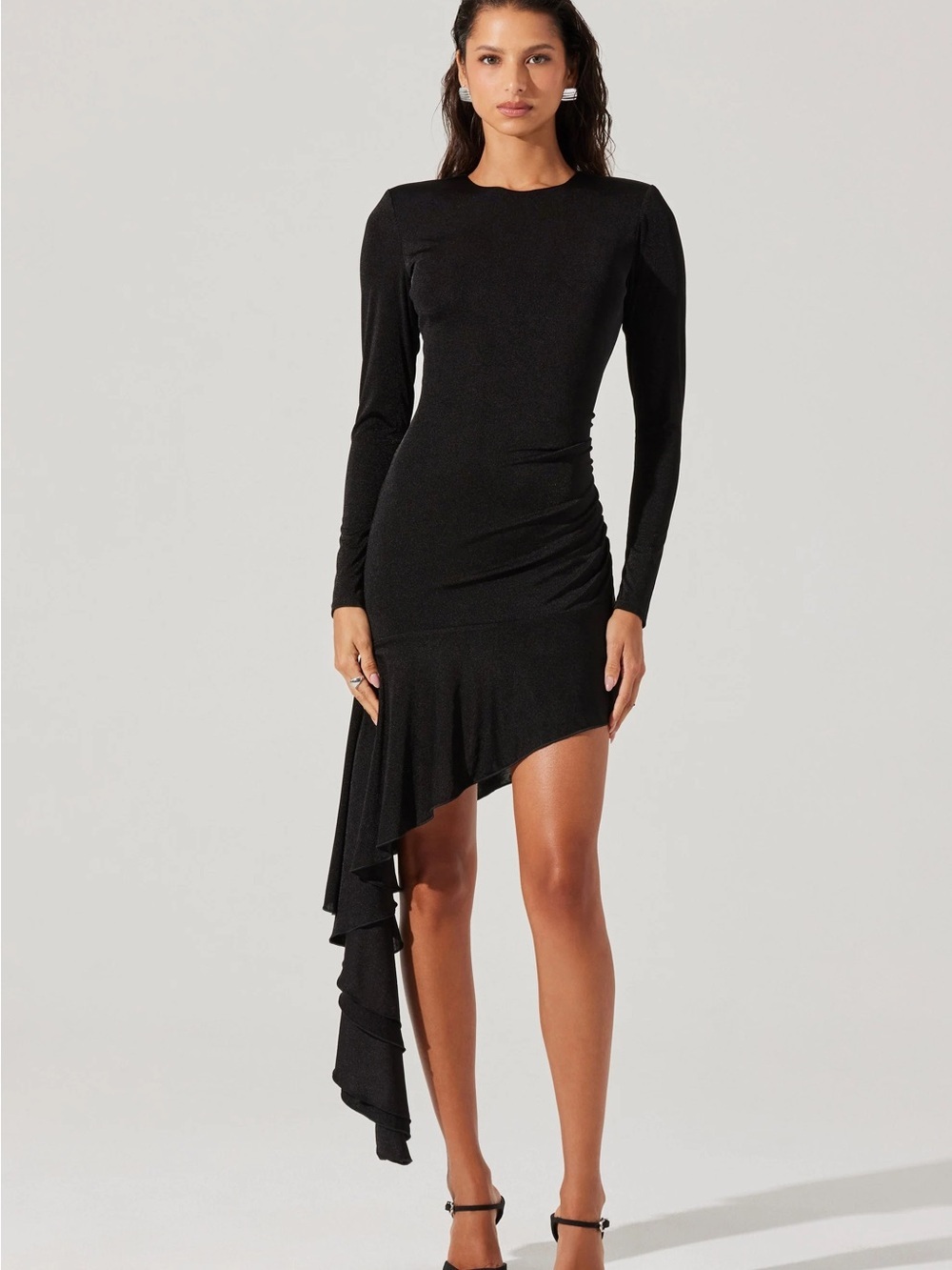 ASTR the label • NWT $98 USD Long-Sleeve Asymmetric Ruffle Dress PTP 16-20”